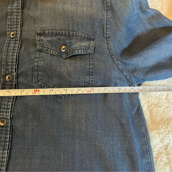 Design By Olivia Chambray Button Down Shirt Tencel Size L Roll Tab Sleeves - Picture 8 of 10